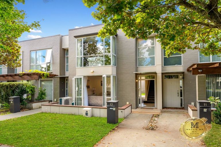 Photo of property in 13 Hakawai Avenue, Takanini, 2112