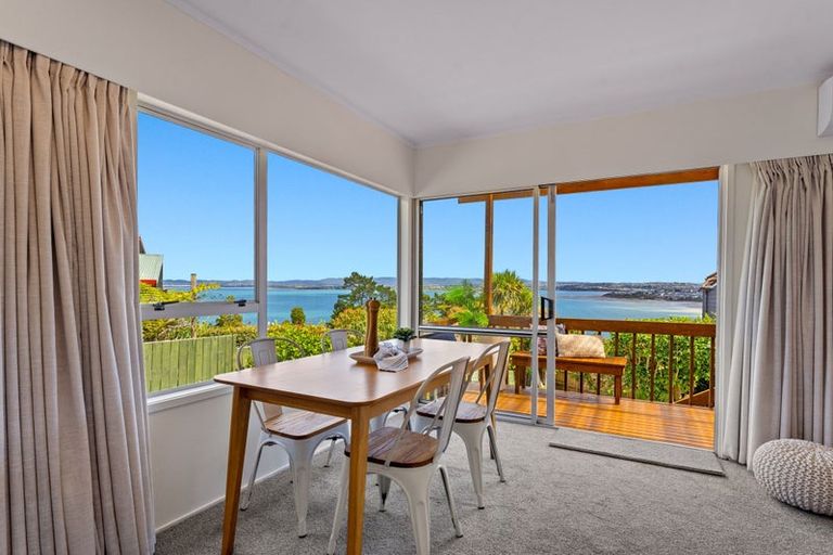 Photo of property in 2/43 Telstar Place, Beach Haven, Auckland, 0626