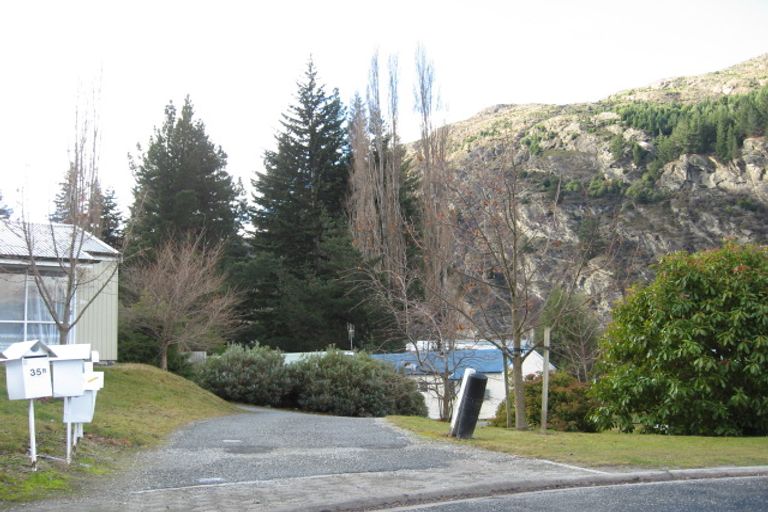 Photo of property in 31 Bowen Street, Queenstown, 9300