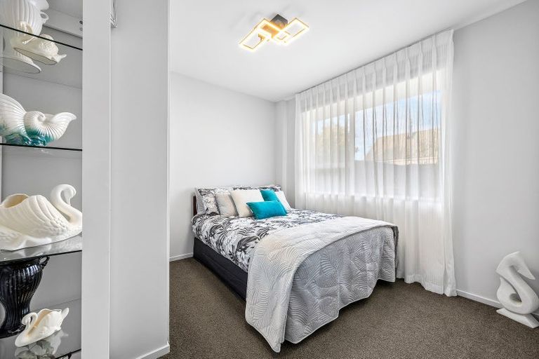 Photo of property in 1/28 Nortons Road, Avonhead, Christchurch, 8042