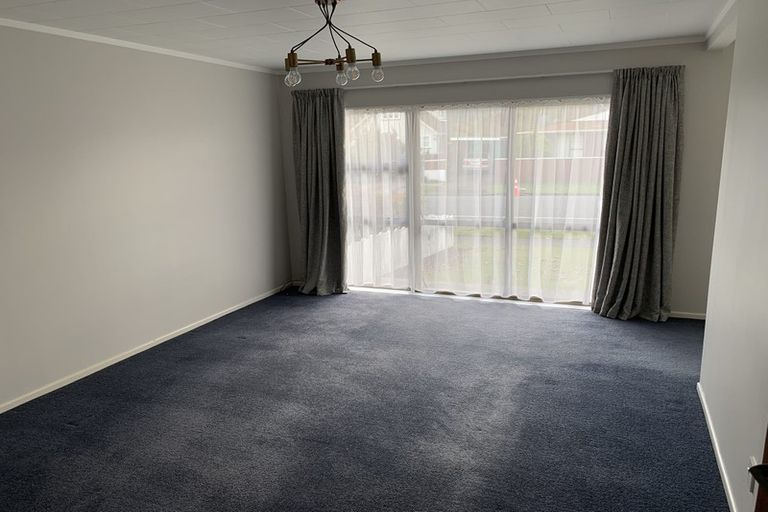 Photo of property in 48f1- Kowhai Avenue, Ebdentown, Upper Hutt, 5018
