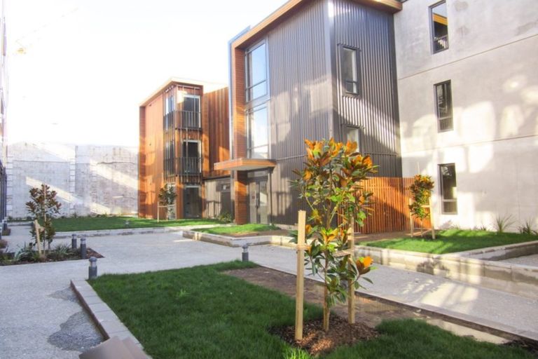 Photo of property in Vedado Apartments, 207/41u Hopper Street, Mount Cook, Wellington, 6011