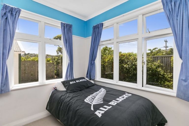 Photo of property in 3 Haumia Street, Johnsonville, Wellington, 6037