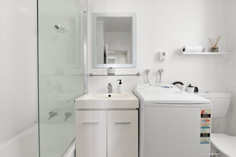 Photo of property in 11u4 Goring Street, Thorndon, Wellington, 6011