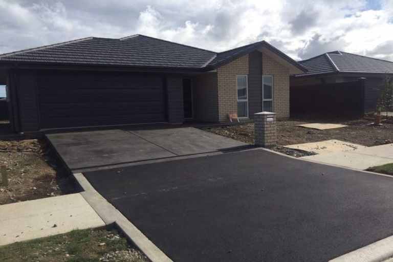 Photo of property in 68 Longcot Drive, Rolleston, 7615