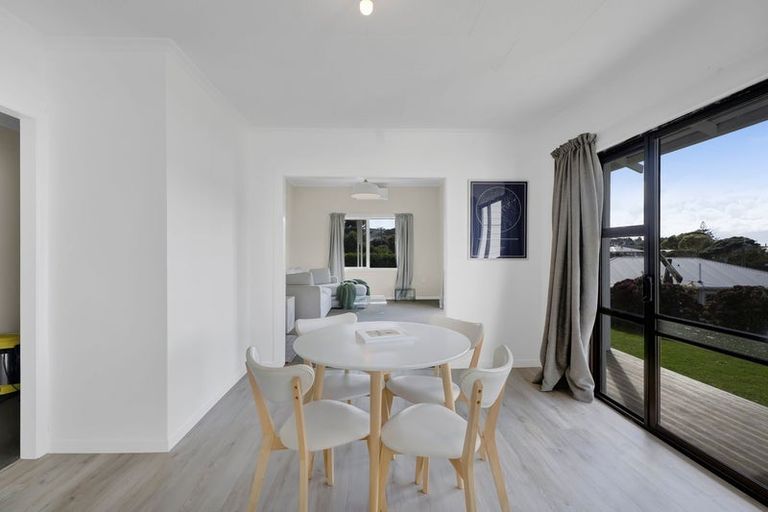 Photo of property in 15e Rospeath Crescent, Spotswood, New Plymouth, 4310