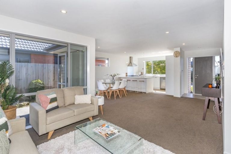 Photo of property in 41 Carradale Avenue, Broomfield, Christchurch, 8042