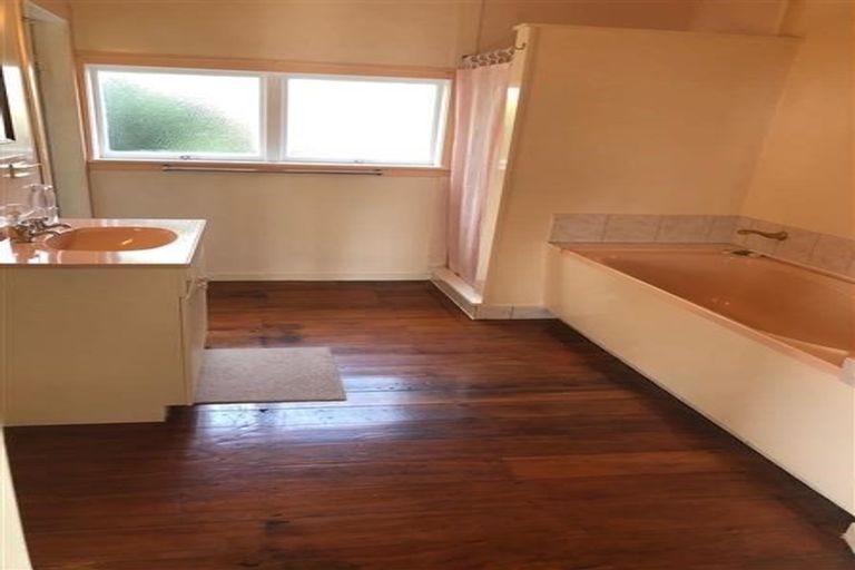 Photo of property in 90 Park Street, Hokitika, 7810