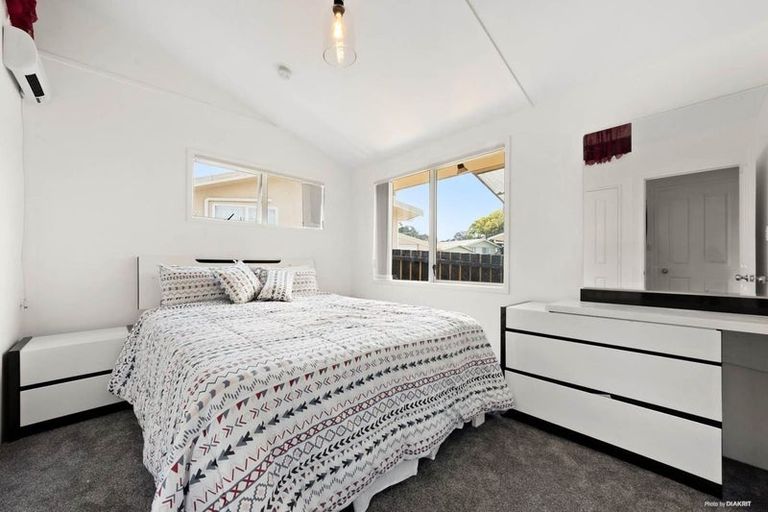 Photo of property in 22 Clover Drive, Henderson, Auckland, 0610