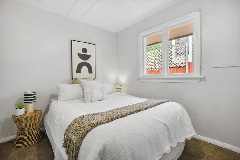 Photo of property in 369 South Road, Caversham, Dunedin, 9012