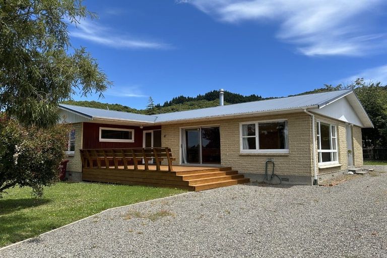 Photo of property in 87 Watt Street, Featherston, 5710