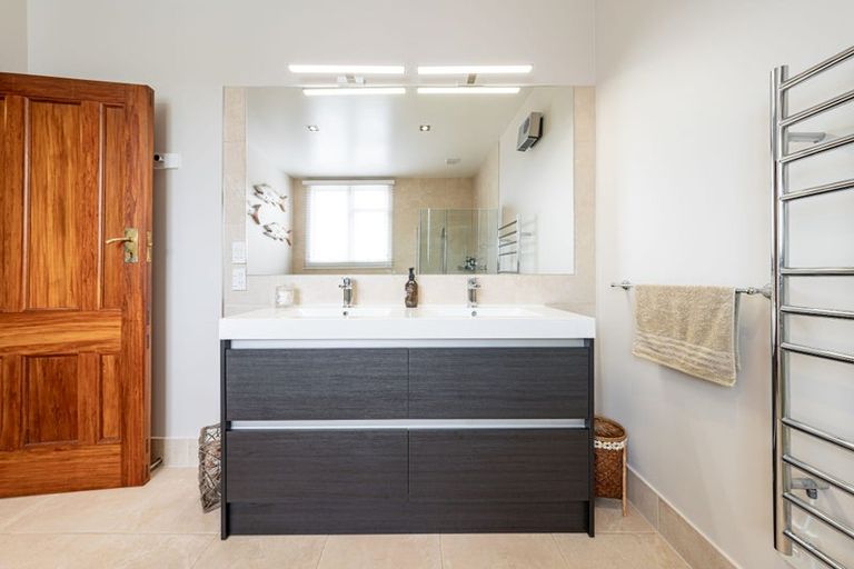 Photo of property in 15 Ings Avenue, Saint Clair, Dunedin, 9012