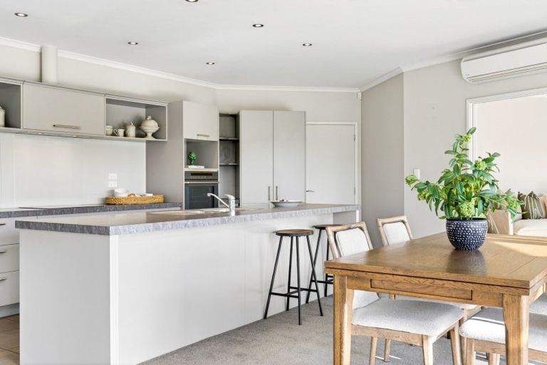 Photo of property in 7 Donald Place, Frimley, Hastings, 4120