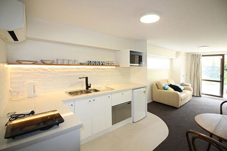 Photo of property in 1/49 Brigantine Drive, Beach Haven, Auckland, 0626