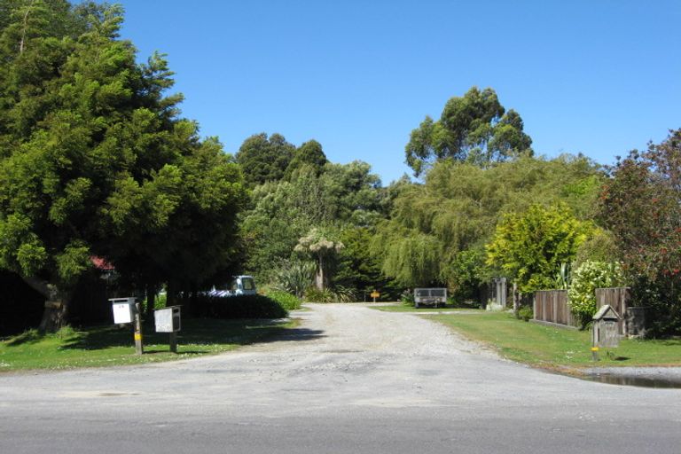 Photo of property in 29 Eastons Road, Westport, 7825