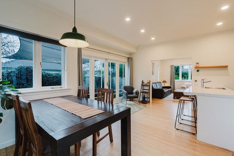 Photo of property in 45 Alfred Street, Fairfield, Hamilton, 3214