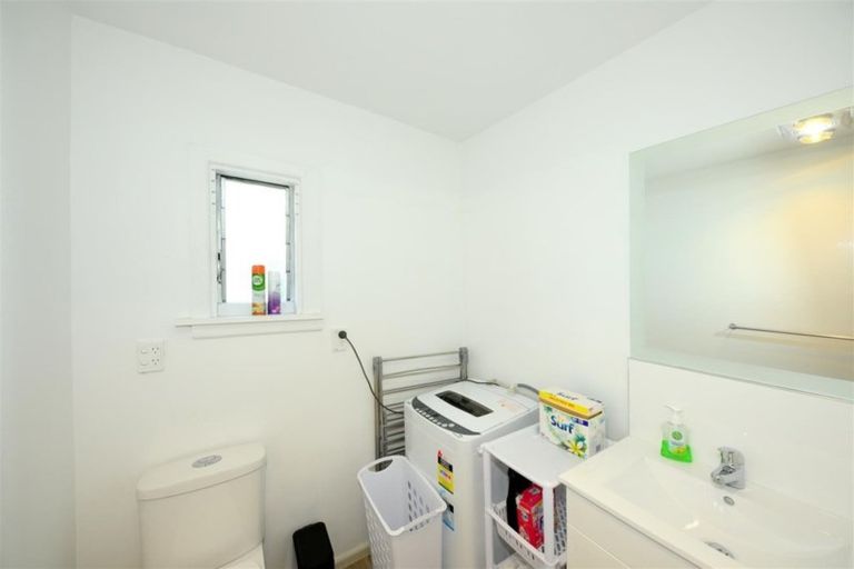 Photo of property in 164 Blighs Road, Strowan, Christchurch, 8052