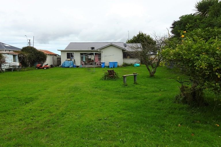 Photo of property in 23 Johnston Street, Foxton, 4814