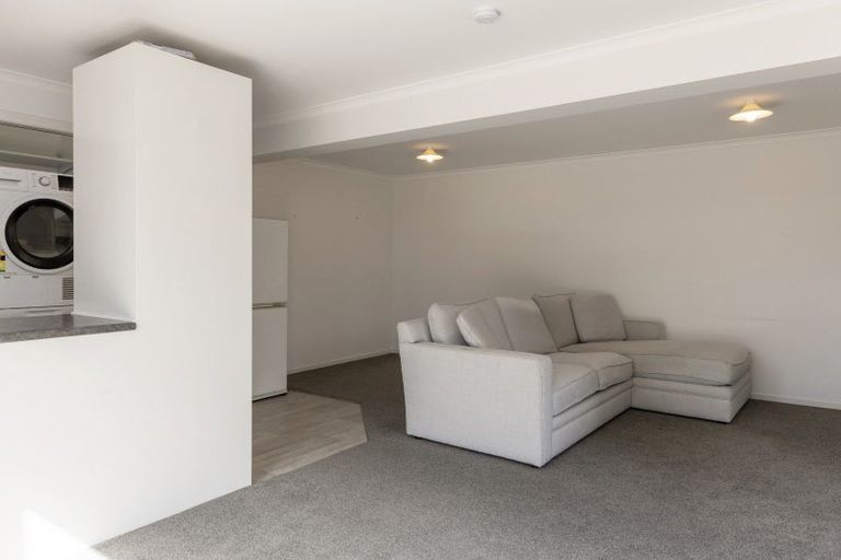 Photo of property in 35 Grace Crescent, Richmond Heights, Taupo, 3330