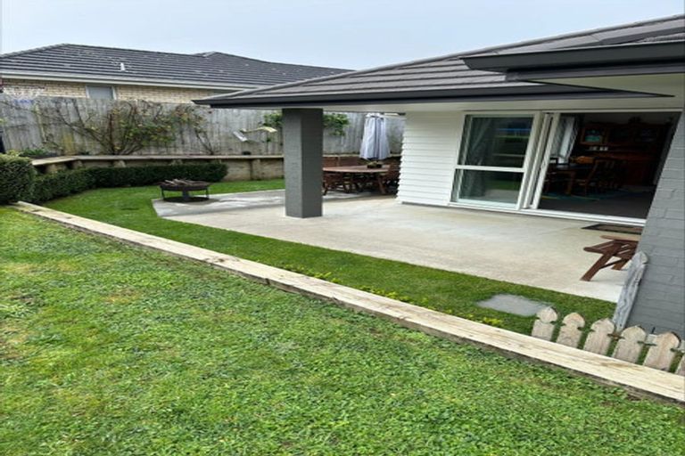Photo of property in 18 Millbrae Place, Pokeno, 2402
