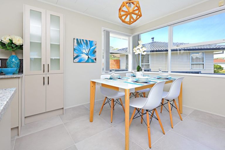 Photo of property in 37 Kivell Close, Mangere East, Auckland, 2024