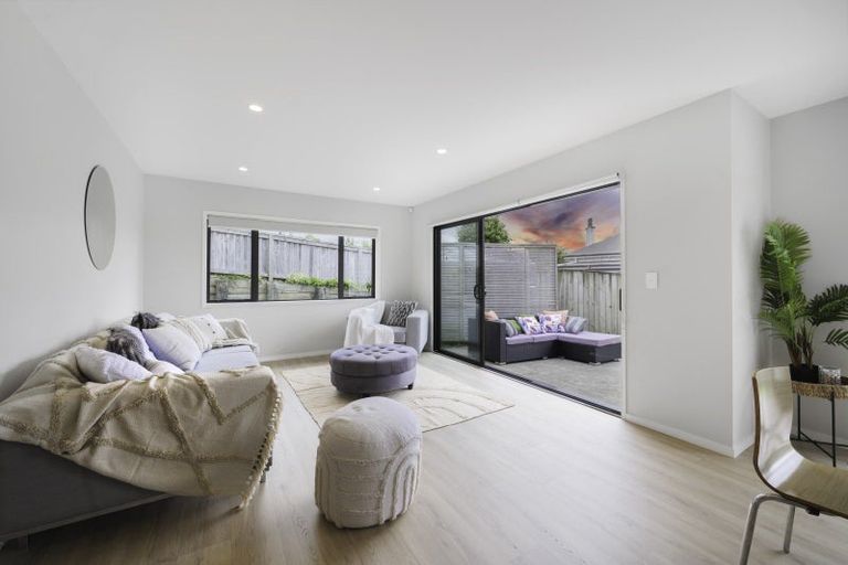 Photo of property in 11 Lewann Lane, Helensville, 0800