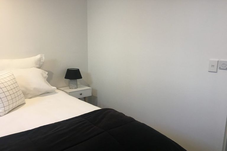 Photo of property in 138d Holly Road, St Albans, Christchurch, 8014