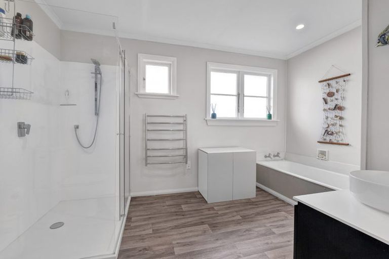 Photo of property in 140 Miranda Street, Stratford, 4332