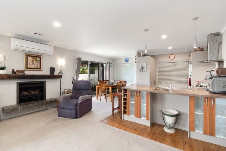 Photo of property in 285unit Vaughan Road, Owhata, Rotorua, 3010