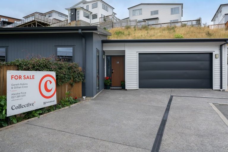 Photo of property in 18 Hattersley Grove, Churton Park, Wellington, 6037