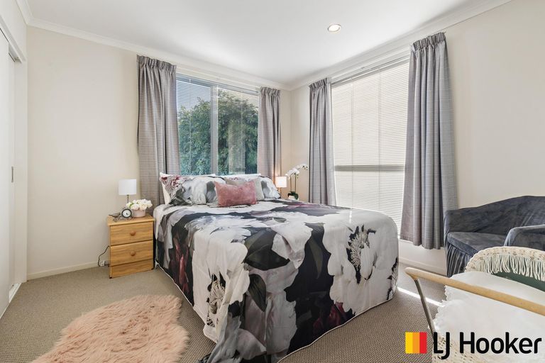 Photo of property in 30 Reins Road, Takanini, 2112