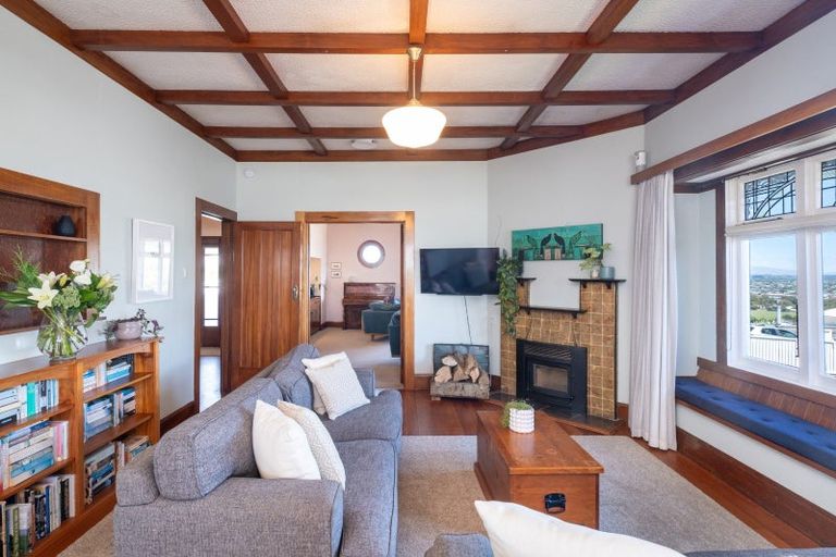 Photo of property in 42 Simla Terrace, Hospital Hill, Napier, 4110