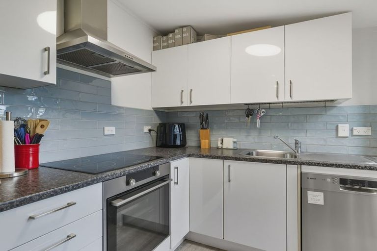 Photo of property in 18 Alma Street, Saint Kilda, Dunedin, 9012