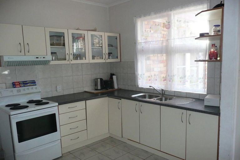Photo of property in 6 Ballance Avenue, Papatoetoe, Auckland, 2104