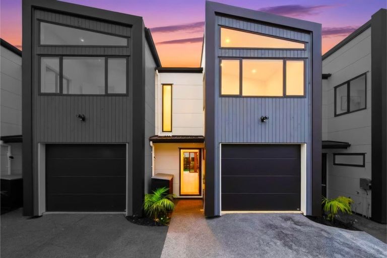 Photo of property in 5/7 Tapu Road, Huapai, Kumeu, 0810