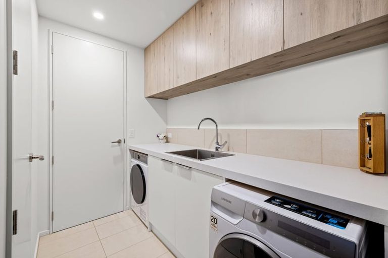 Photo of property in 2 Jardine Place, Marshland, Christchurch, 8051