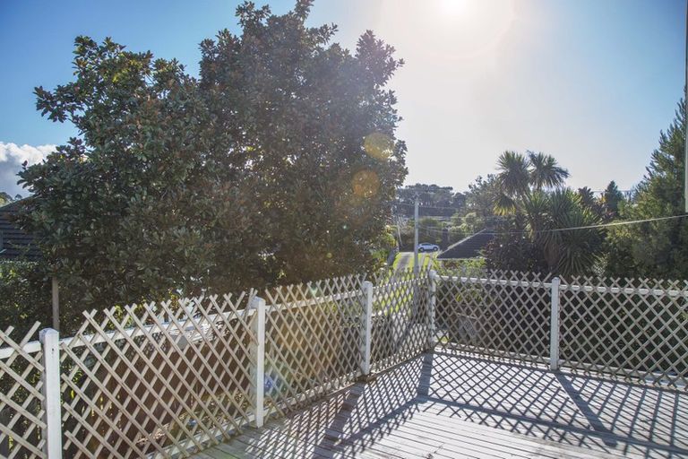 Photo of property in 26 Richards Avenue, Forrest Hill, Auckland, 0620