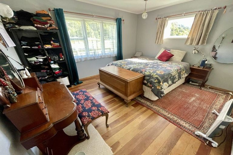 Photo of property in 31 Sunny Grove, Wainuiomata, Lower Hutt, 5014