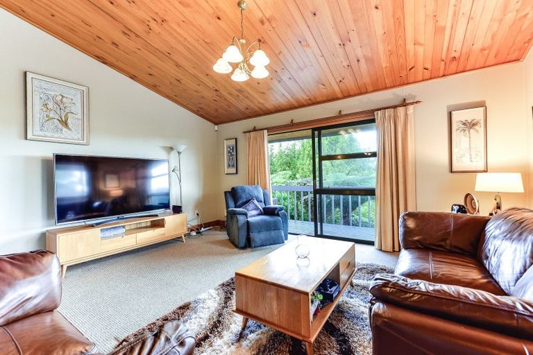 Photo of property in 32 Silva Crescent, Riverlea, Hamilton, 3216