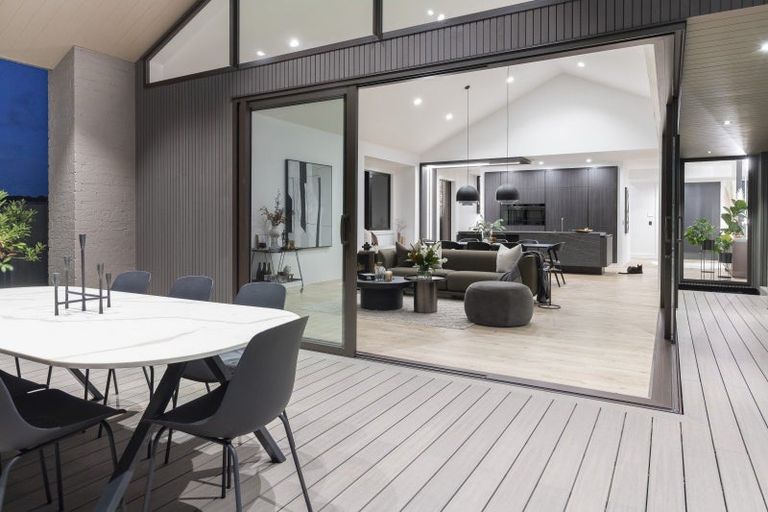 Photo of property in 293 Kitchener Road, Pukekohe, 2120