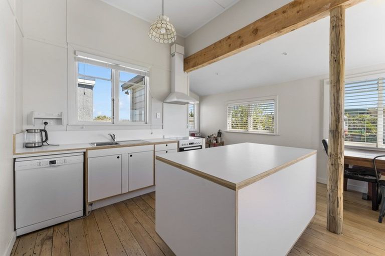 Photo of property in 585 Lower Queen Street, Richmond, 7081