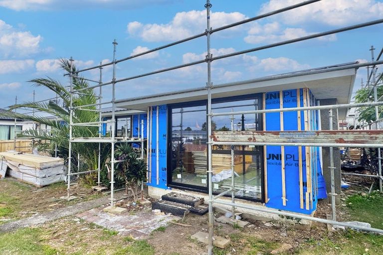 Photo of property in 3 Quennell Avenue, Favona, Auckland, 2024