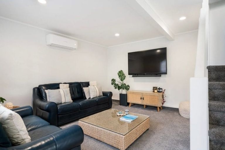 Photo of property in 6 First View Avenue, Beachlands, Auckland, 2018