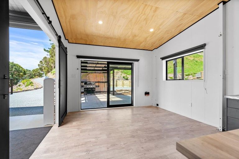 Photo of property in 33 Grahamtown Road, Onerahi, Whangarei, 0174