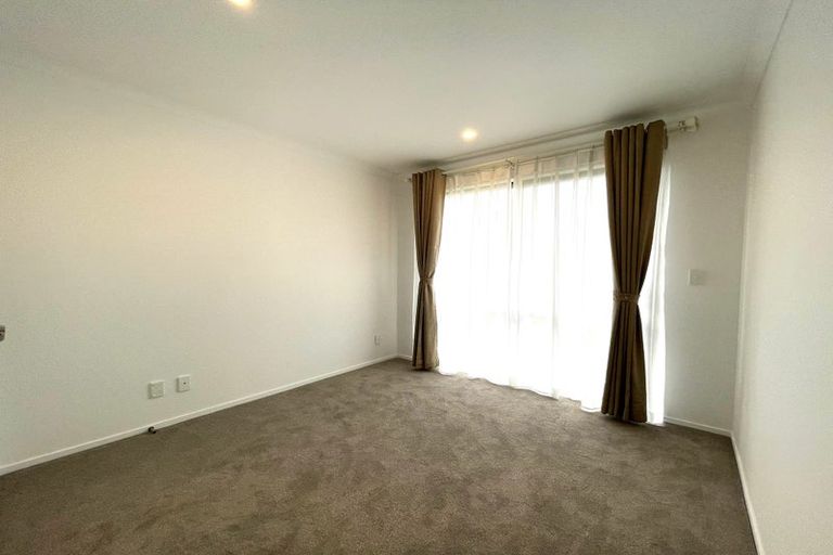 Photo of property in 4/7 Miro Street, New Lynn, Auckland, 0600
