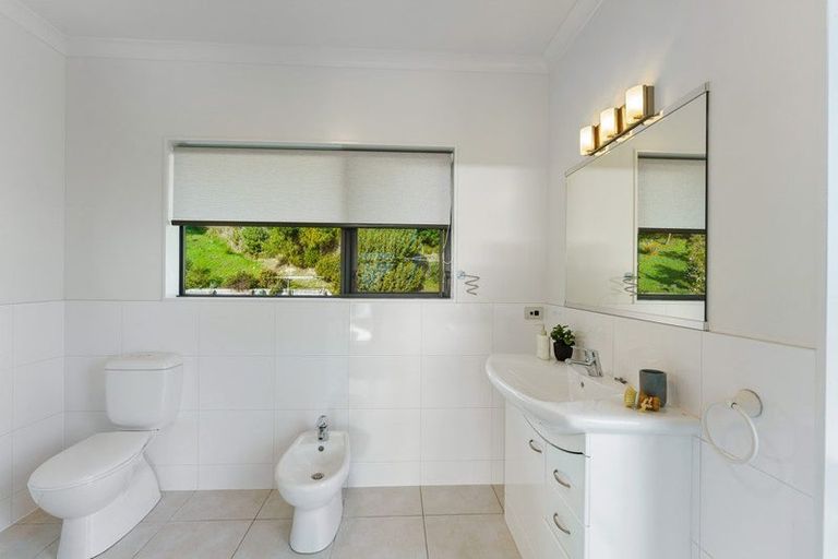 Photo of property in 123 Aston Road, Waikanae, 5391