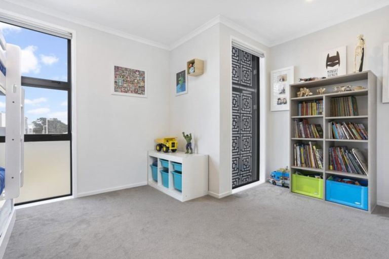 Photo of property in 52 Onekiritea Road, Hobsonville, Auckland, 0616