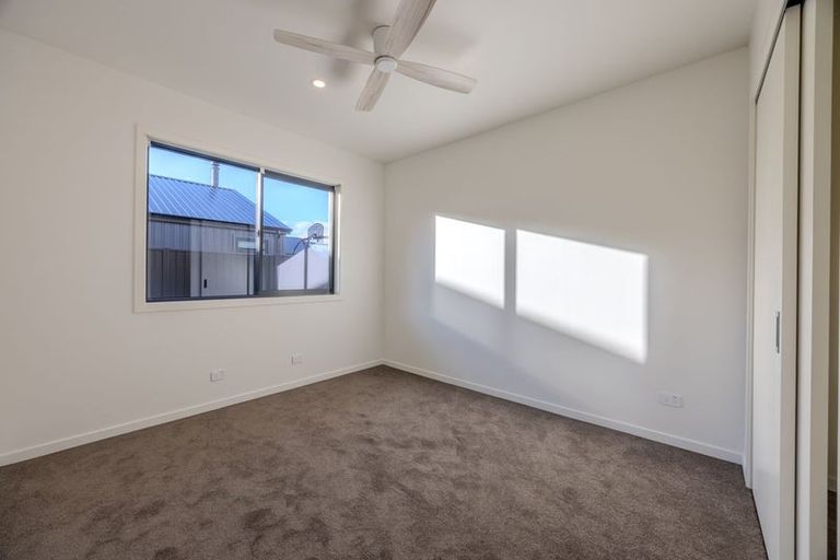 Photo of property in 21 Dunn Street, Lake Hawea, 9382