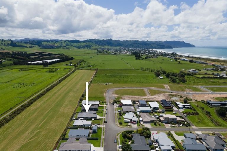 Photo of property in 31 Reel Road, Waihi Beach, 3611