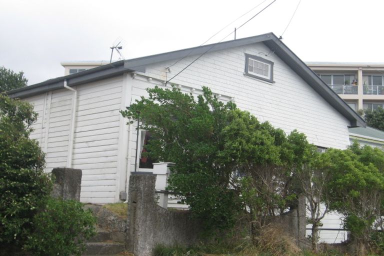 Photo of property in 16 Jefferson Street, Brooklyn, Wellington, 6021